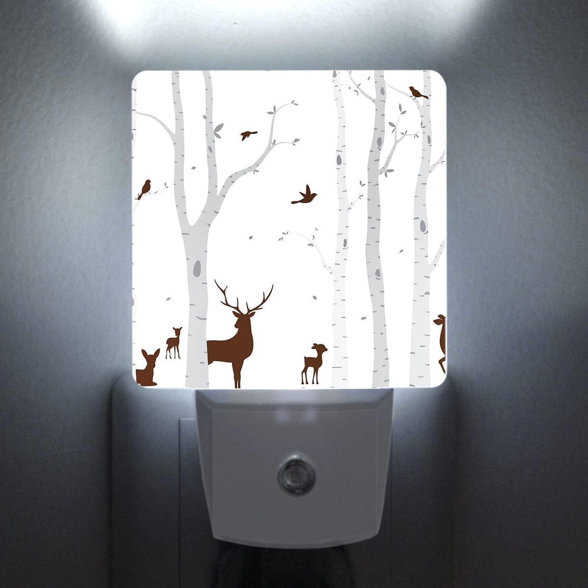 Night Light Plug-in Dusk to Dawn Smart Sensor White Led Nightlight for Bedroom Bathroom Kitchen Hallway Stairs Energy Efficient Decor Desk Lamp