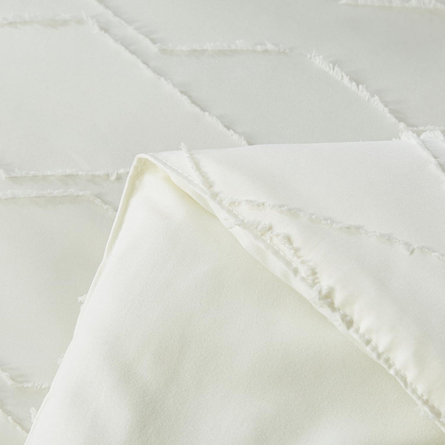 Ellewins King Size Comforter Set 3 Pieces White Tufted Boho Farmhouse Bedding Comforter Sets,Checkered Comforter King Size,Soft Microfiber Comforter Bed Set for All Season(White,102”x90”)