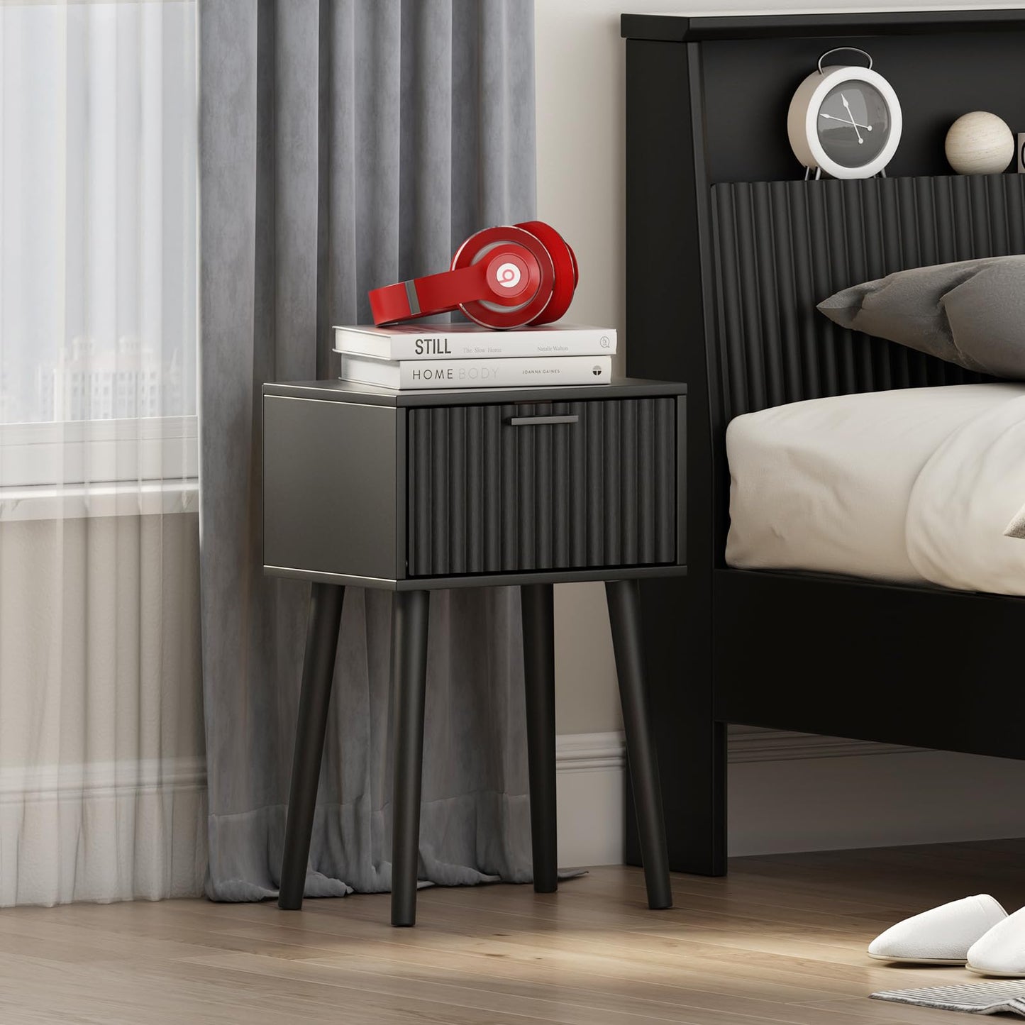 LAATOOREE Nightstands Set of 2, Small Side Table, Bedside Table with Fluted Door, Solid Wood Feet; Modern Mid-Century End Table for Bedroom, Small Space (Black)
