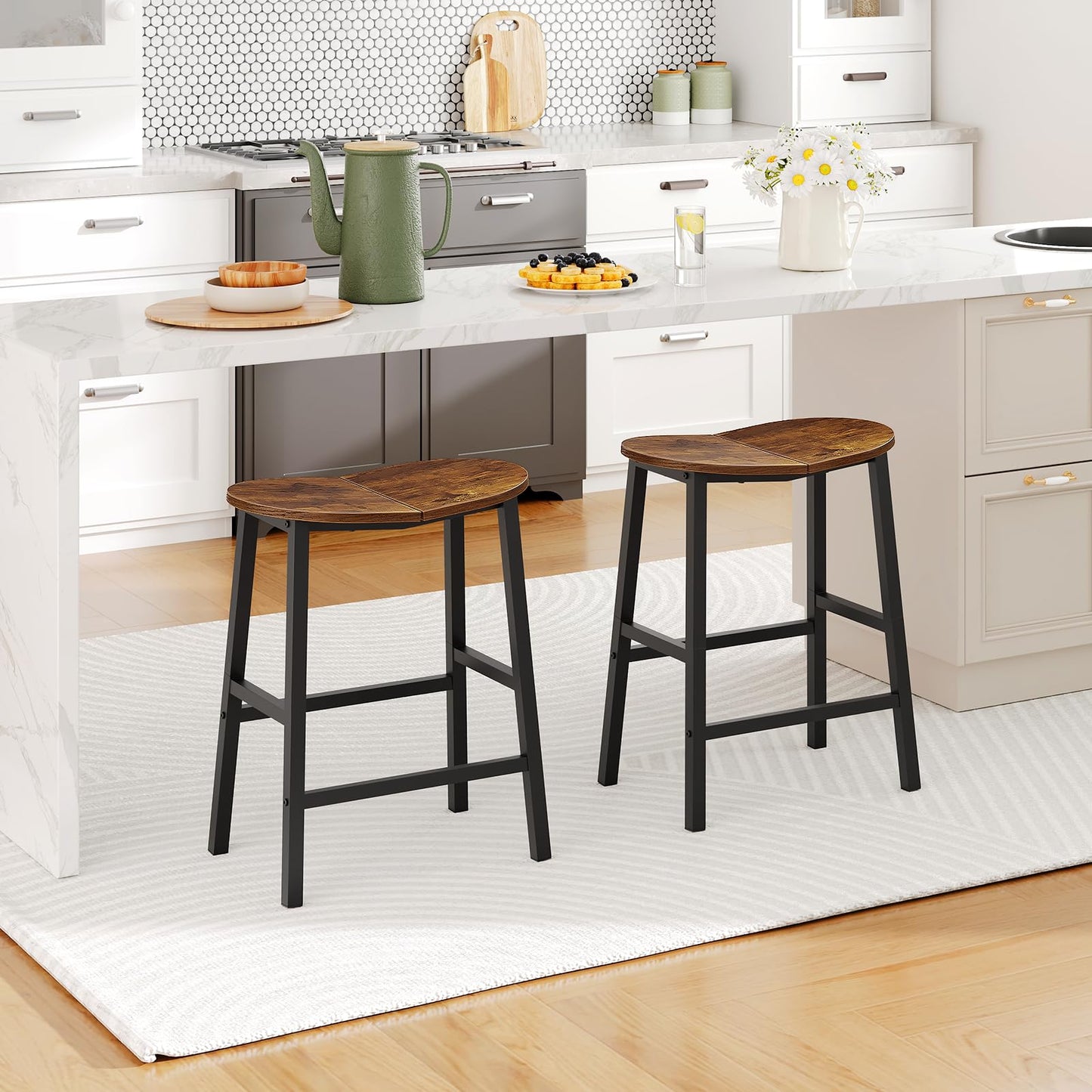 HOOBRO Bar Stools, Set of 2 Bar Chairs, 23.6 Inch Barstools for Kitchen Counter, Counter Height Bar Stools, Kitchen Stools with Footrests, for Dining Room, Rustic Brown and Black BF57MDP201