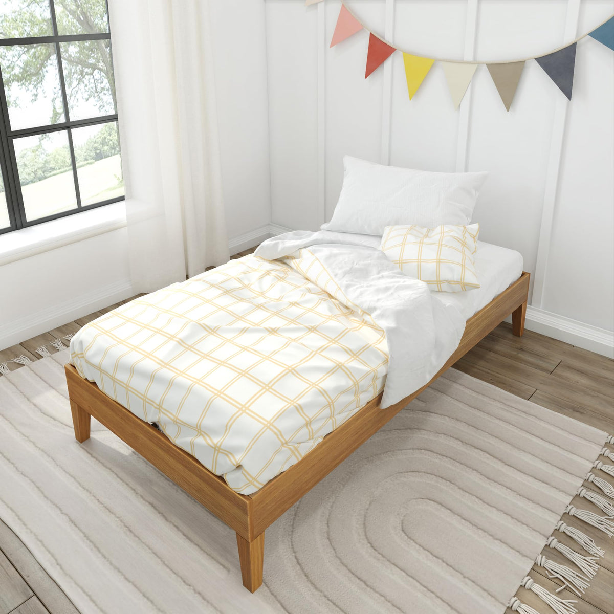 Max & Lily Fundamental Twin Platform Bed Frame, Kids Modern Solid Wood Bed, Strong Wooden Slats, Non-Toxic Finishes, Matte Pecan