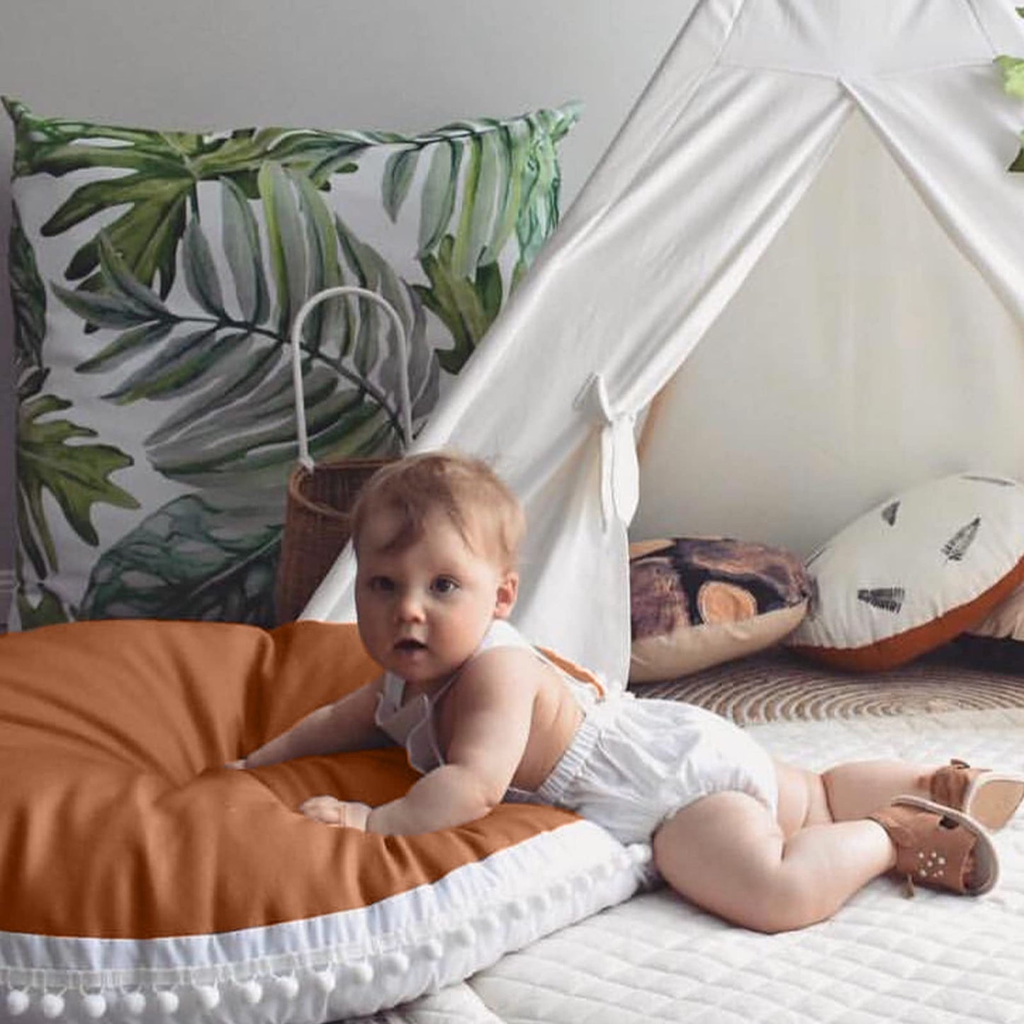 Kishome Large Floor Pillow Kids Round Floor Cushion Seating, 35 inches Big Circle Pillow, Round Pillows Seating for Children, Oversized Mat for Reading Nook Teepee Playroom Nursery Canopy Brown