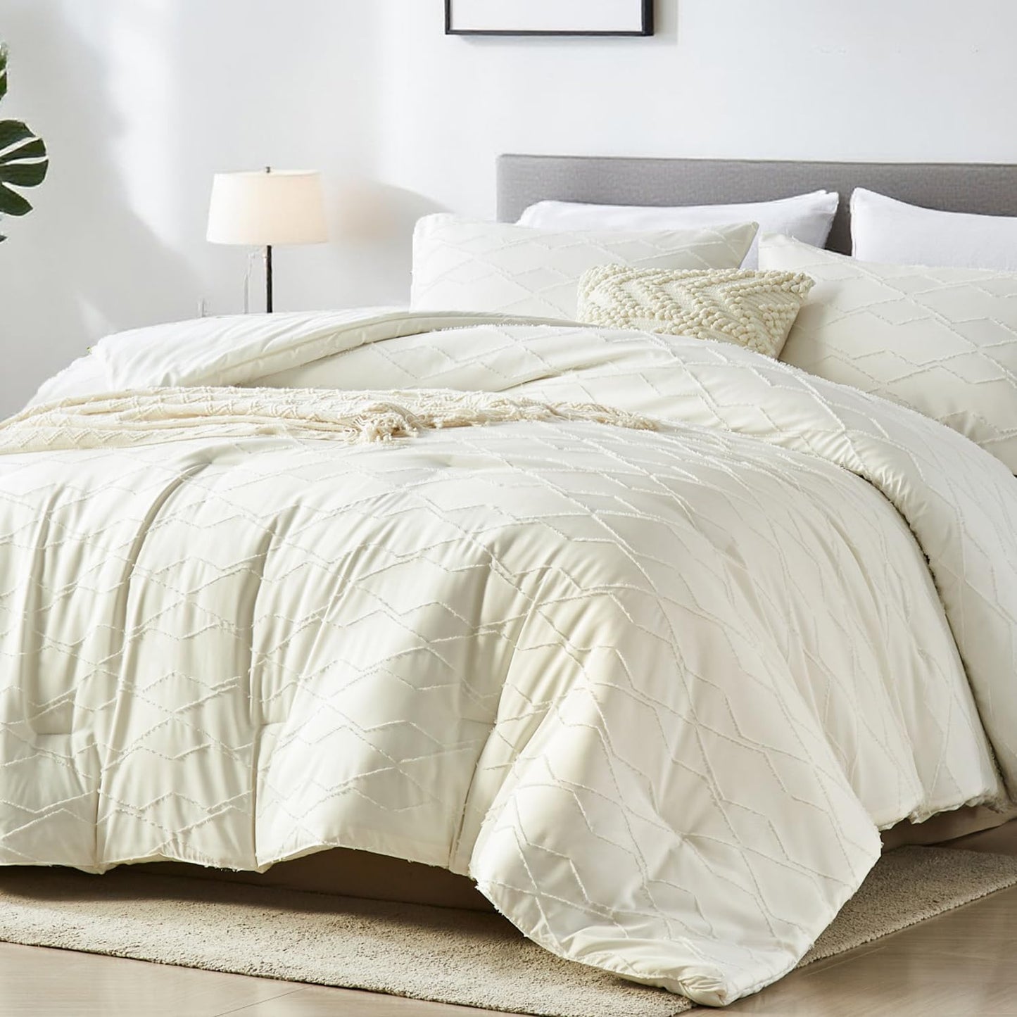 Ellewins King Size Comforter Set 3 Pieces White Tufted Boho Farmhouse Bedding Comforter Sets,Checkered Comforter King Size,Soft Microfiber Comforter Bed Set for All Season(White,102”x90”)