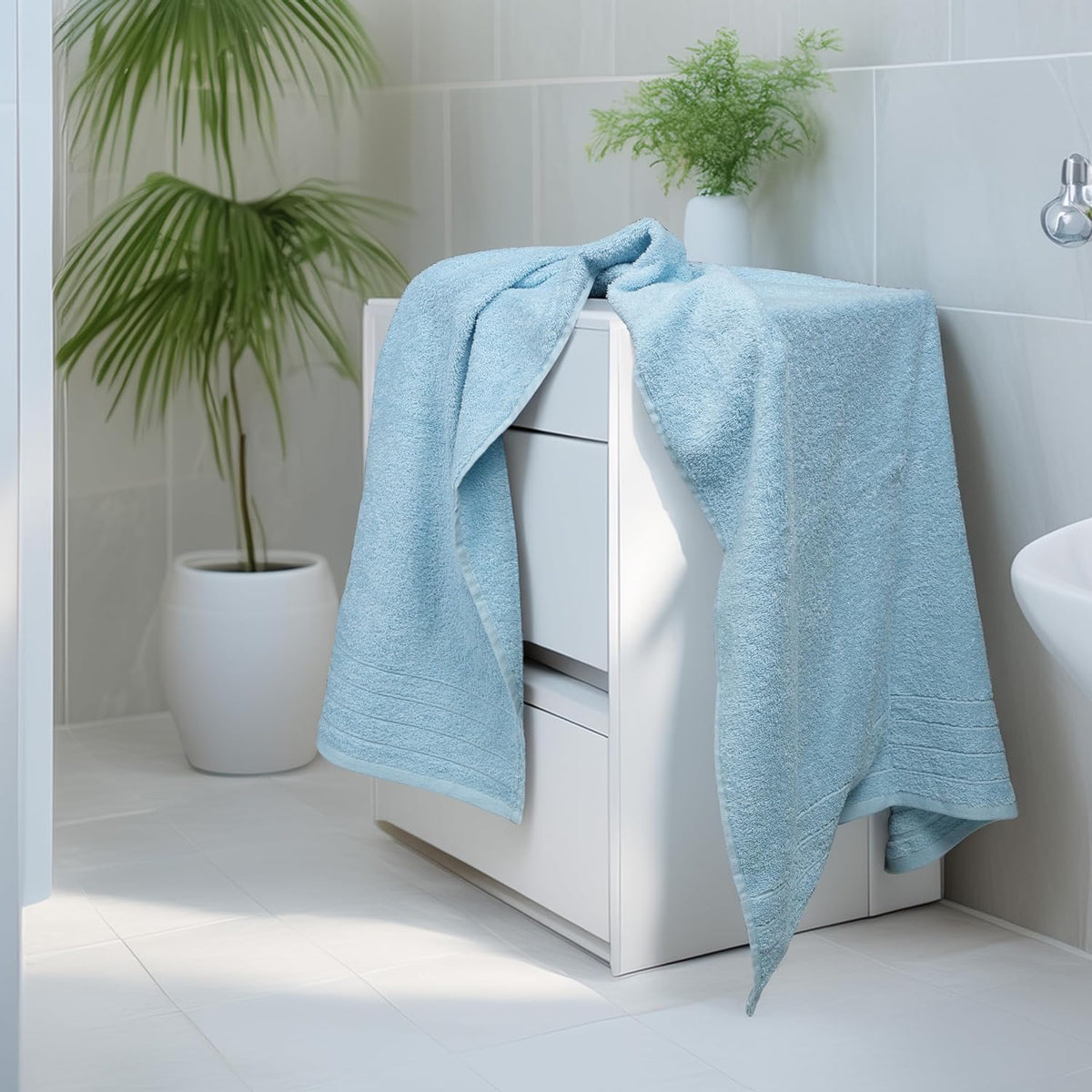 Tens Towels 4 Piece Extra Large Bath Towels 30 x 60 Inches, Sky Blue