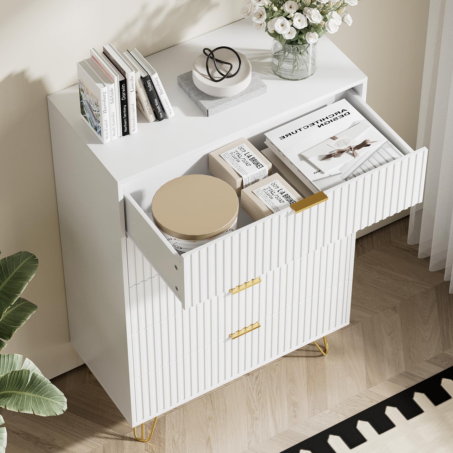 Furniway White Dresser for Bedroom, Fluted Modern Dresser with Gold Pulls and 5 Drawers, 15.7" D x 31.5" W x 47.2" H