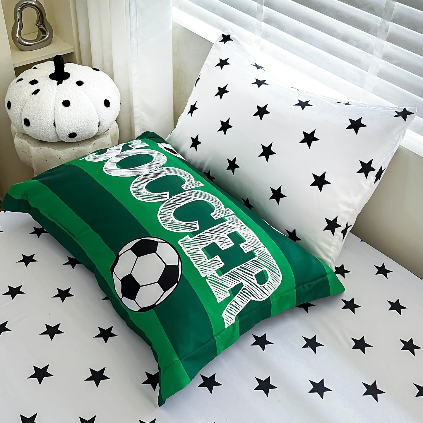 Gusuhome 7 Piece Boys Soccer Comforter Set Twin Size Bed in A Bag 3D Football Playground Sports Bedding Set for Kids Microfiber Comforter All Season Green