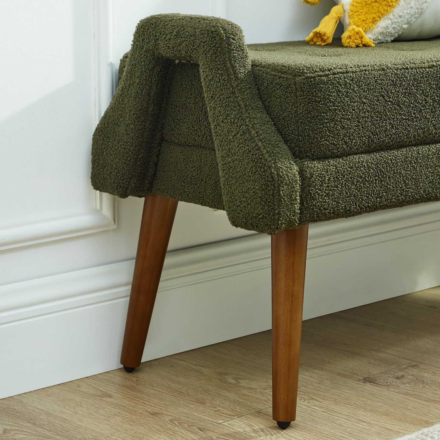 ECLYL Teddy Velvet Armrest Bench is Soft and Comfortable, with Dark Brown Wooden Legs That are Sturdy and Durable,inBedroom, Living Room, Family Room (Green)